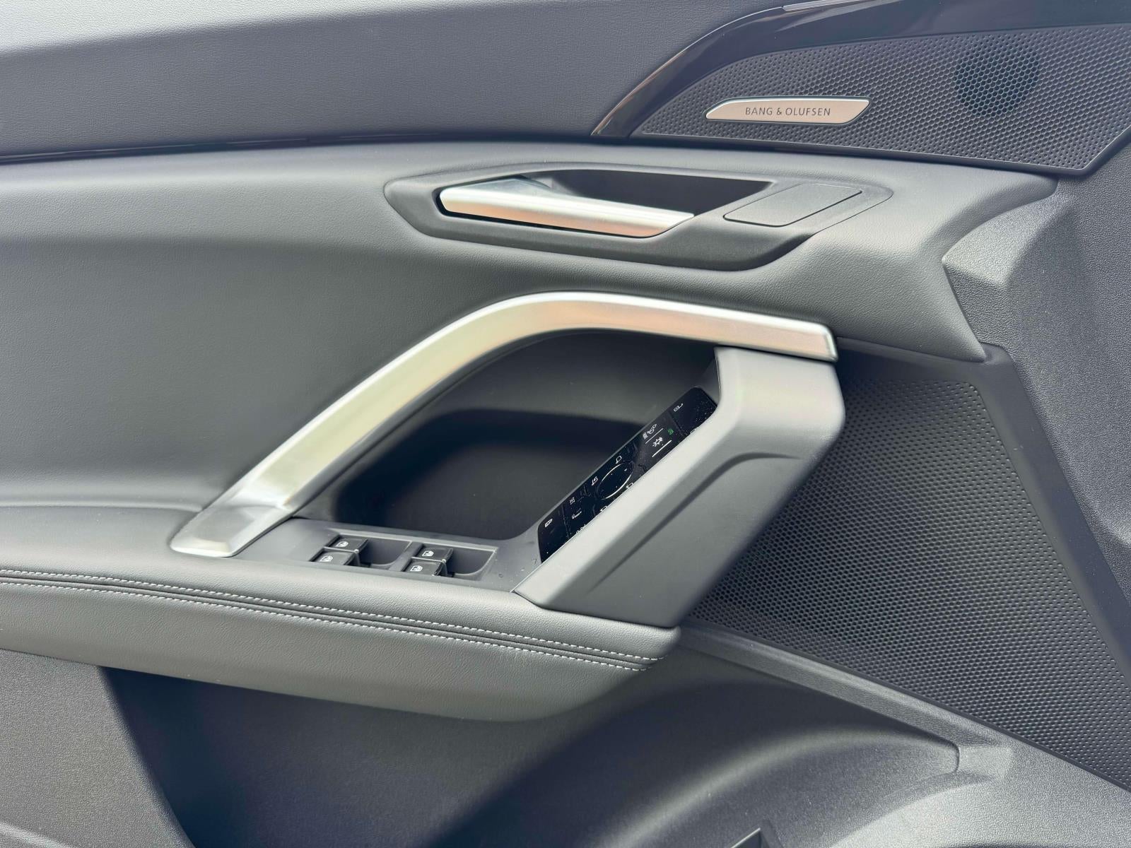 2025 Audi Q5 2.0T Premium