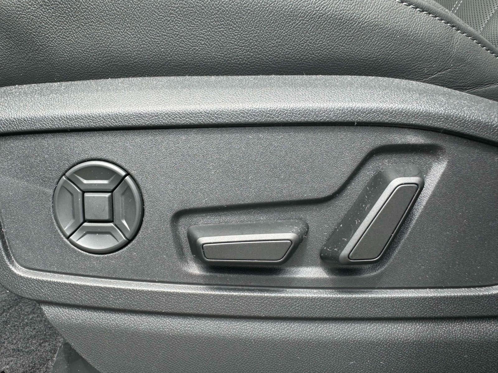 2025 Audi Q5 2.0T Premium