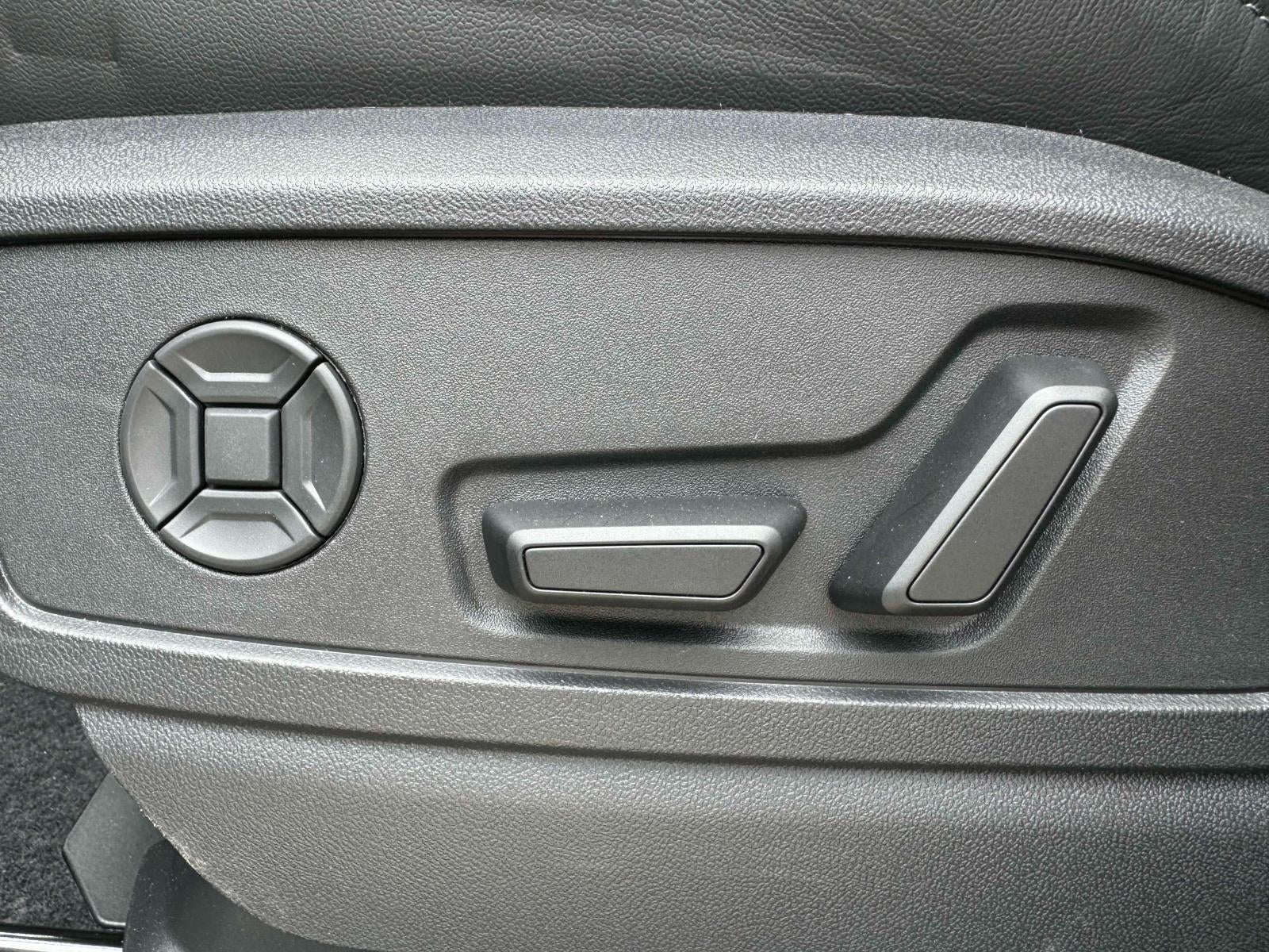 2025 Audi Q5 2.0T Premium Plus