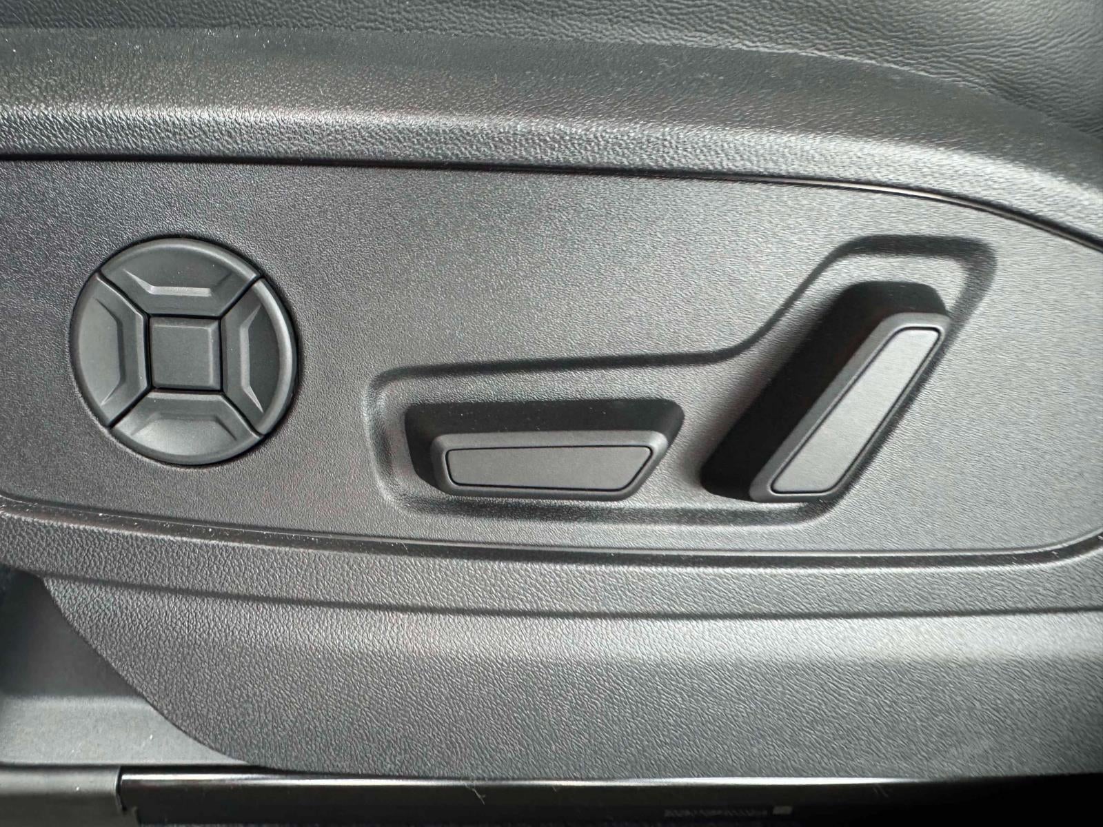 2025 Audi Q5 2.0T Premium Plus