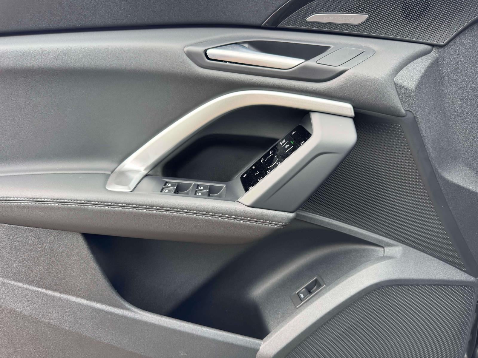 2025 Audi Q5 2.0T Premium Plus