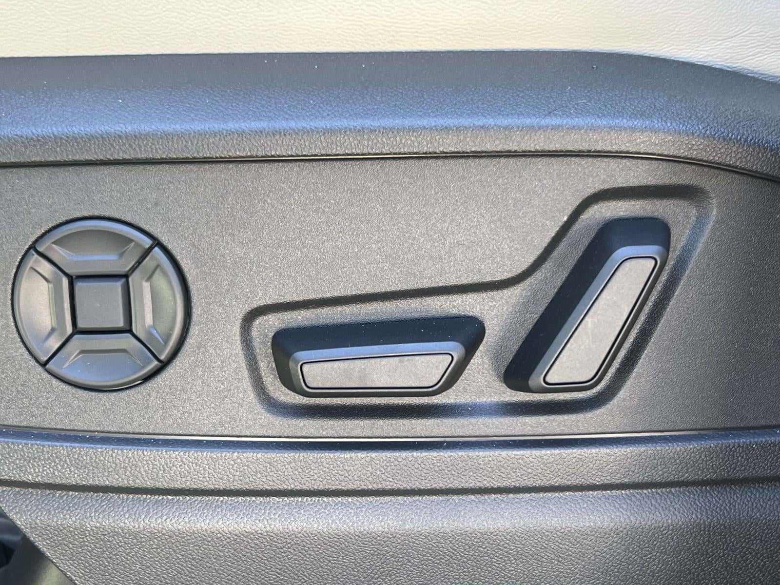 2025 Audi Q5 2.0T Premium Plus