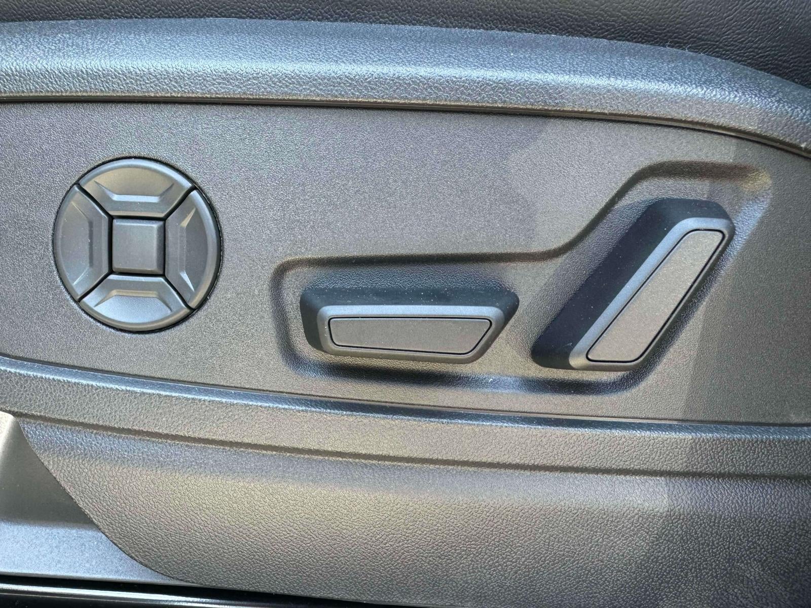 2025 Audi Q5 2.0T Premium