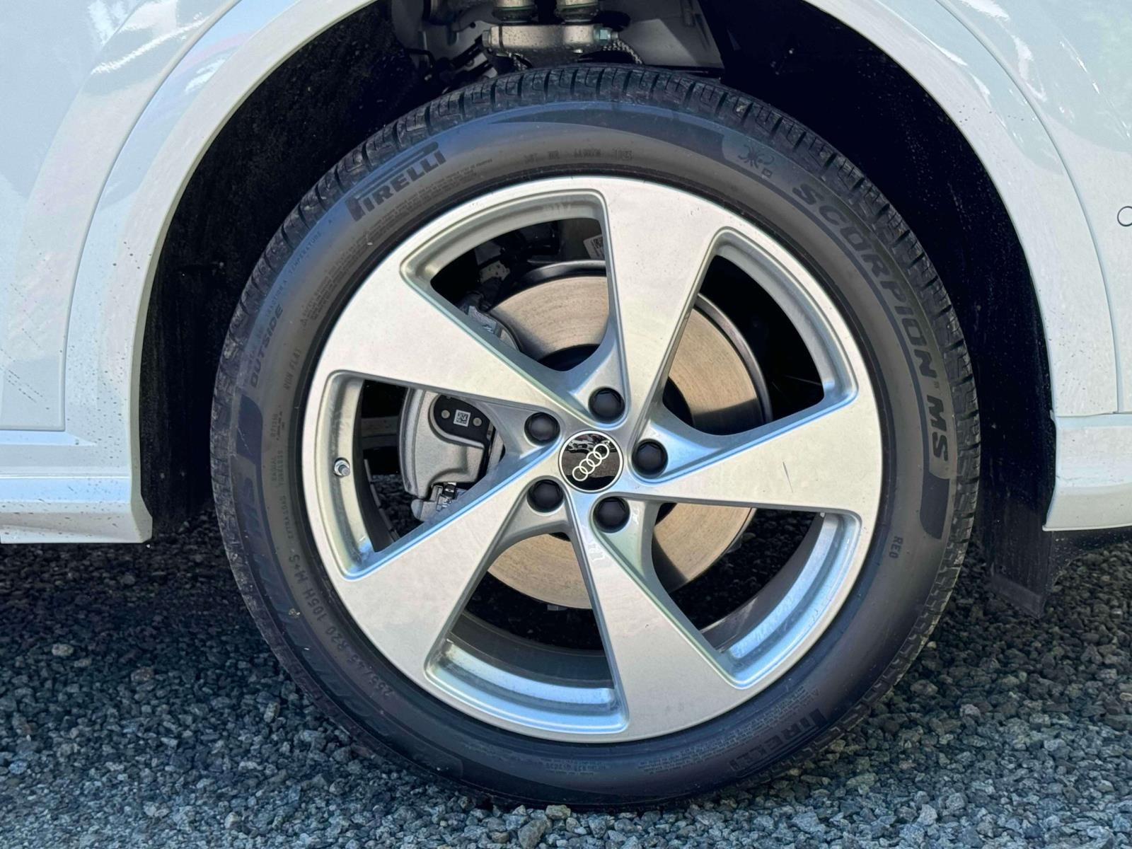 2025 Audi Q5 2.0T Premium