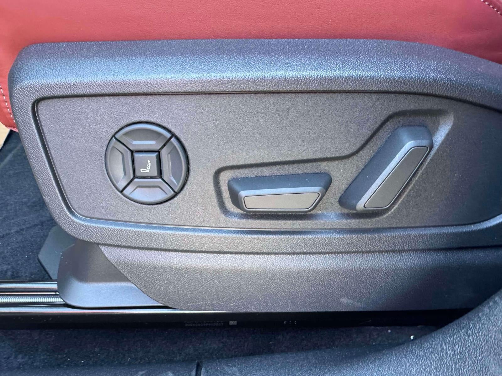 2026 Audi SQ5 Prestige