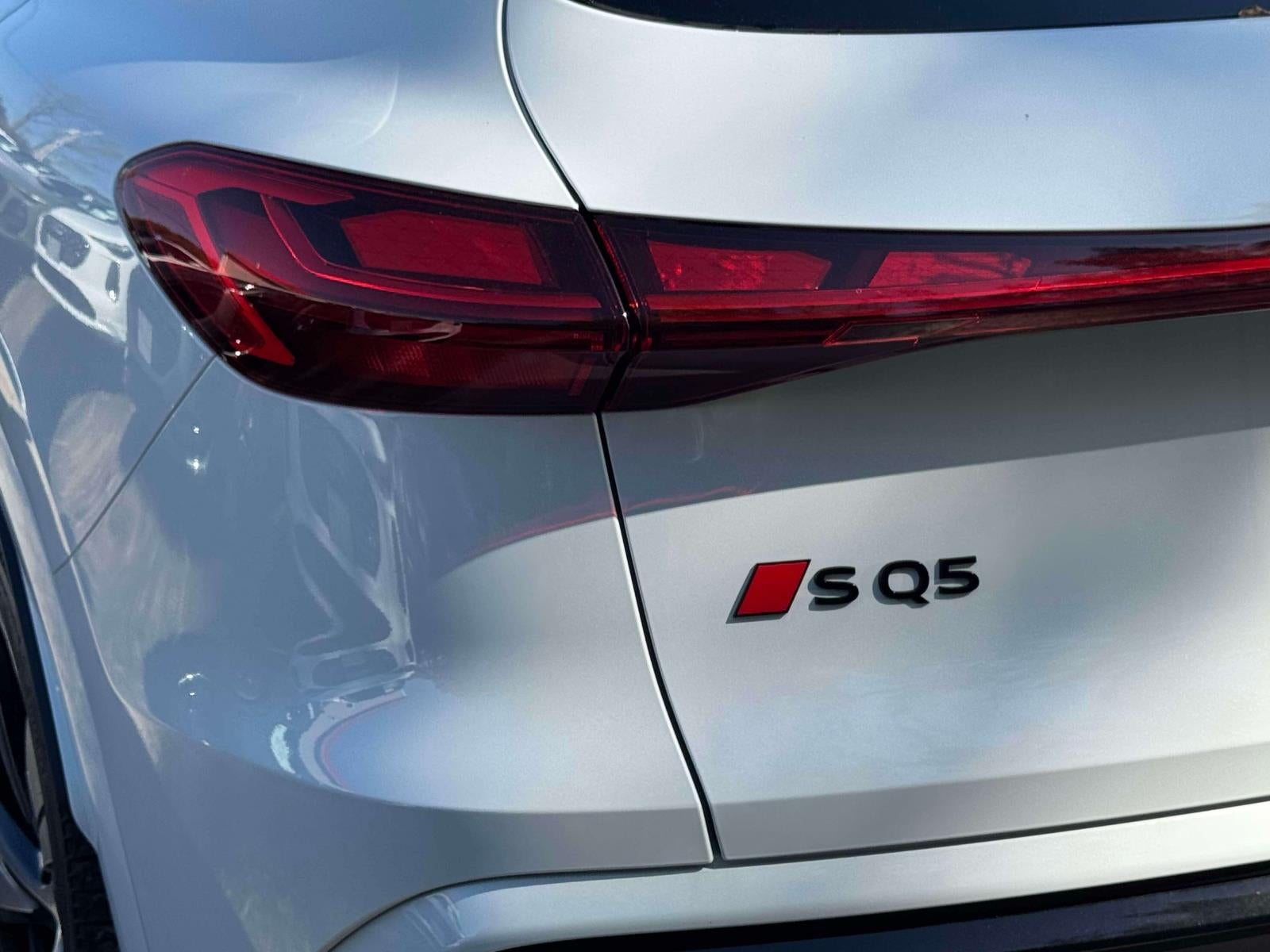2026 Audi SQ5 Prestige