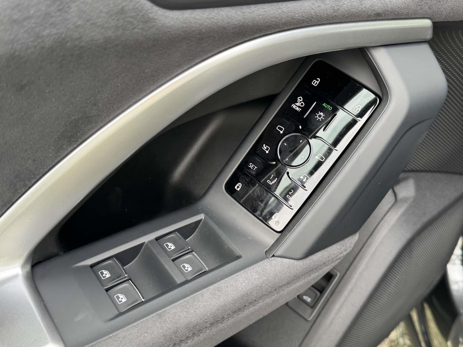 2026 Audi SQ5 Prestige