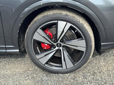 2026 Audi SQ5 Prestige
