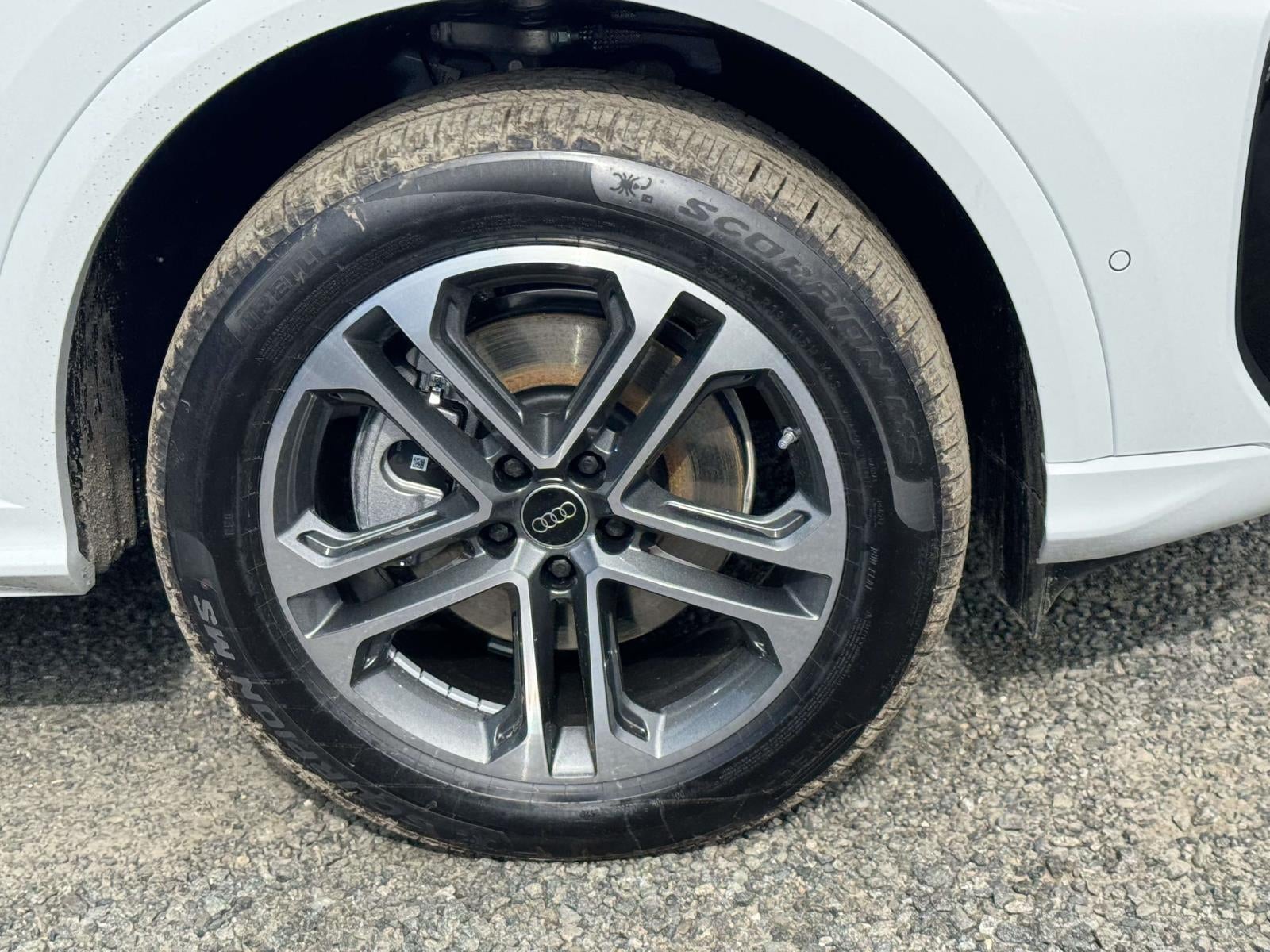 2026 Audi Q5 Premium