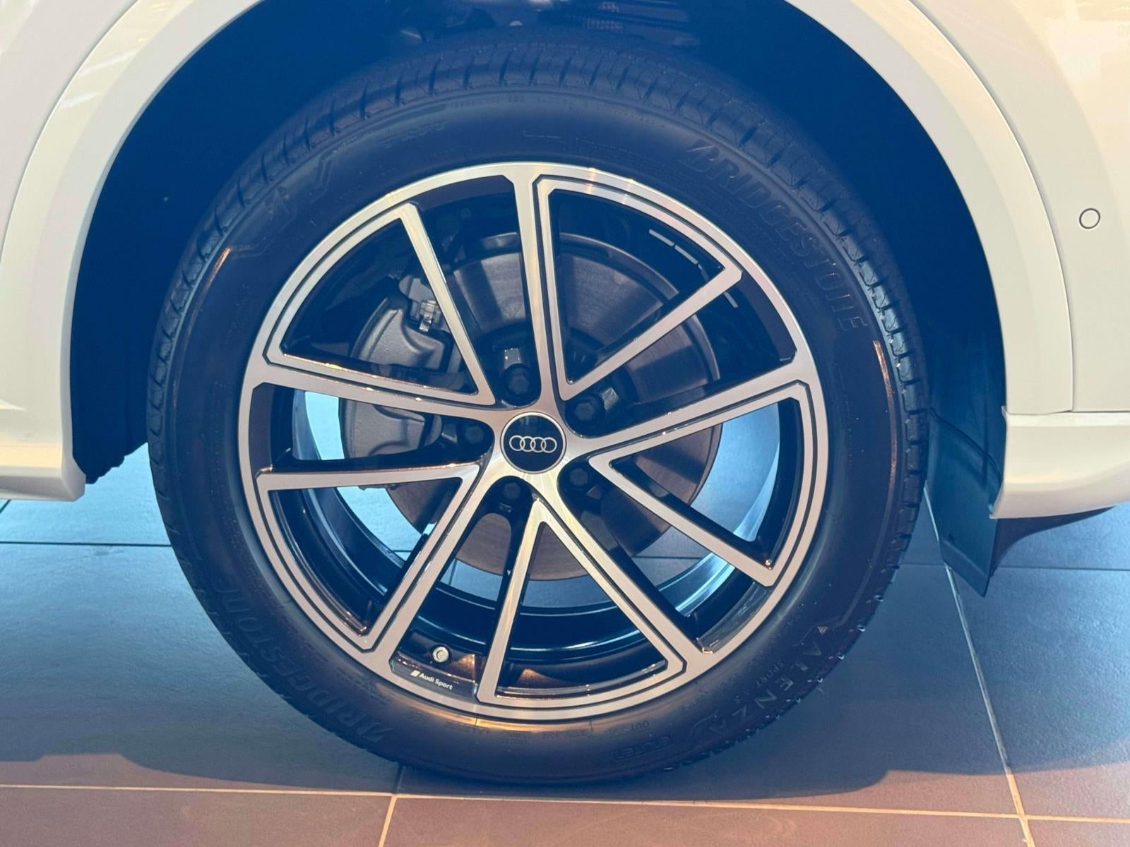 2026 Audi Q5 2.0T Premium Plus
