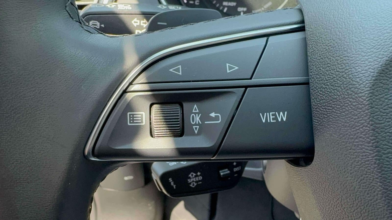 2023 Audi Q5 40 Premium