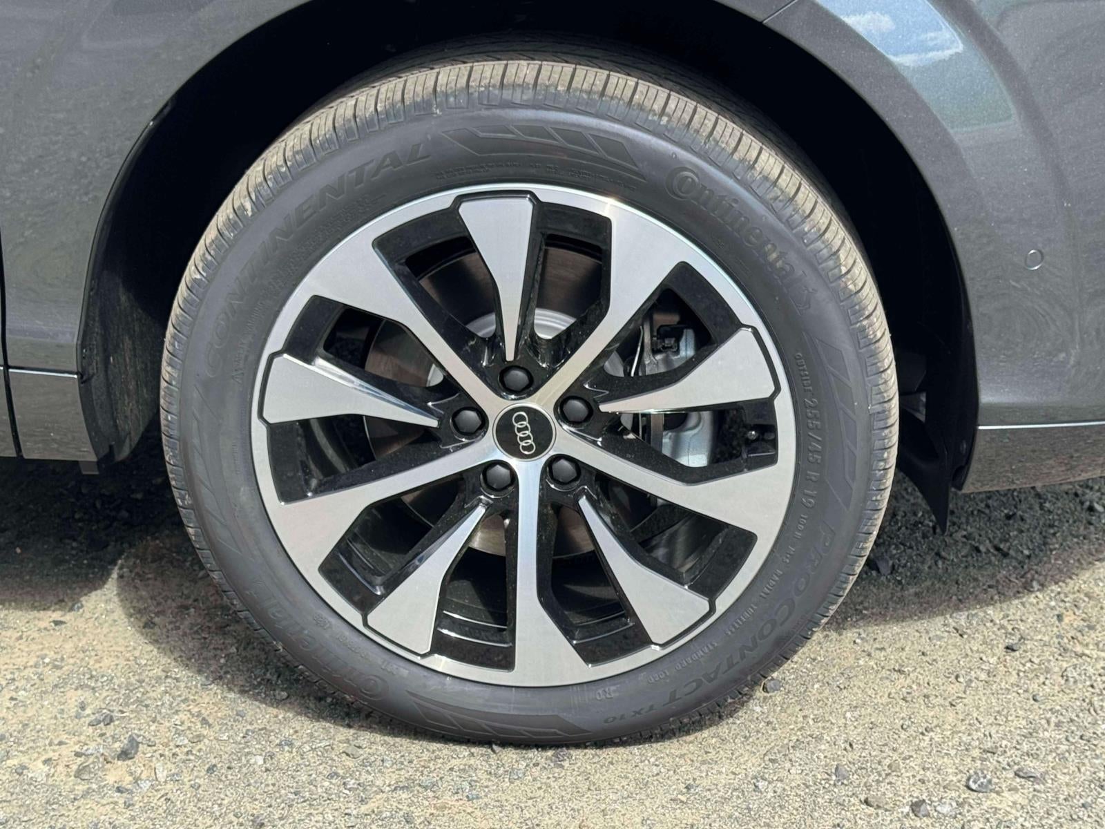 2026 Audi Q3 S line
