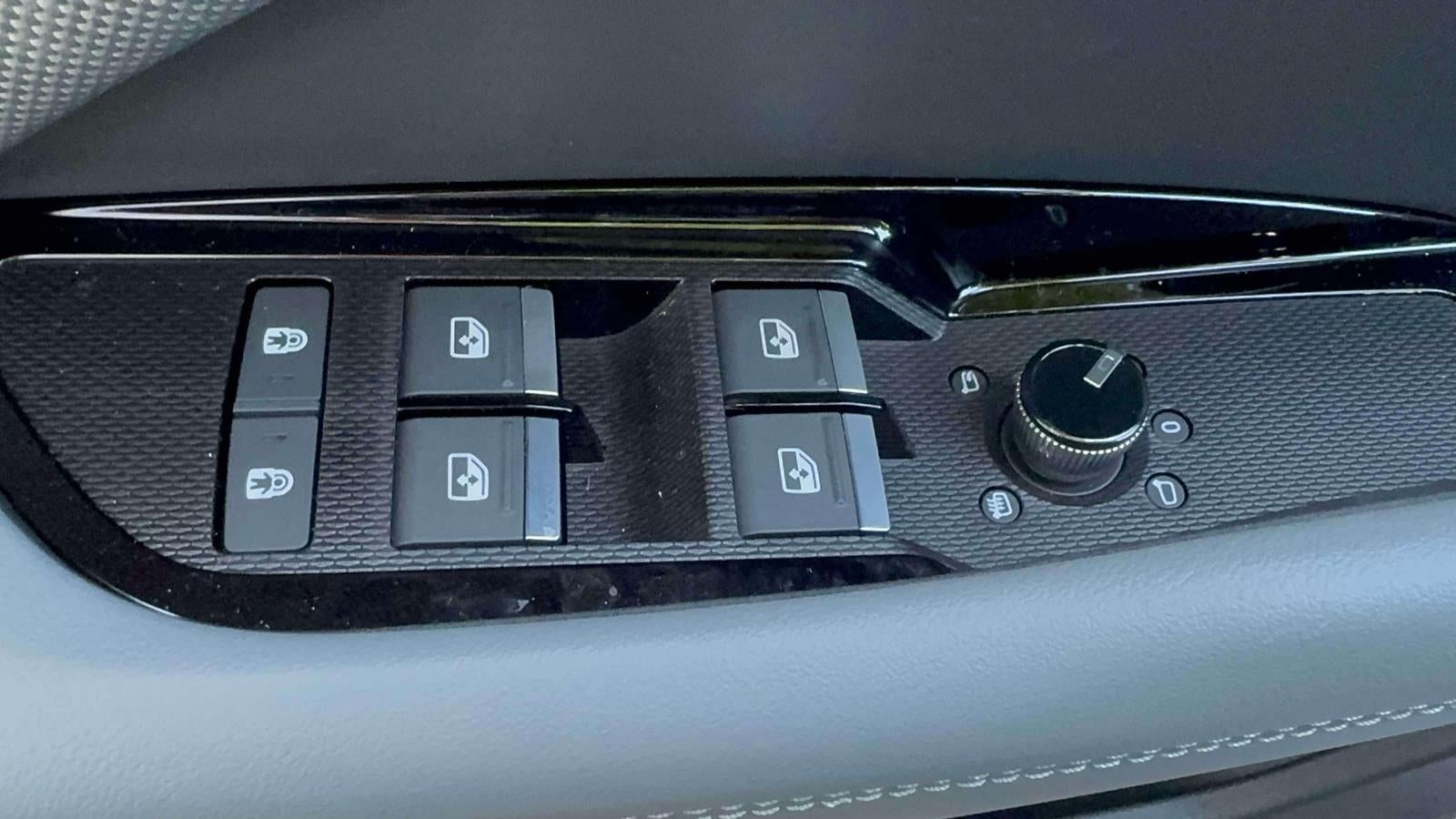 2026 Audi Q3 S line