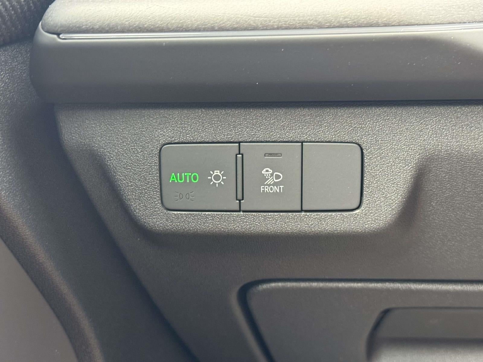 2026 Audi Q3 S line