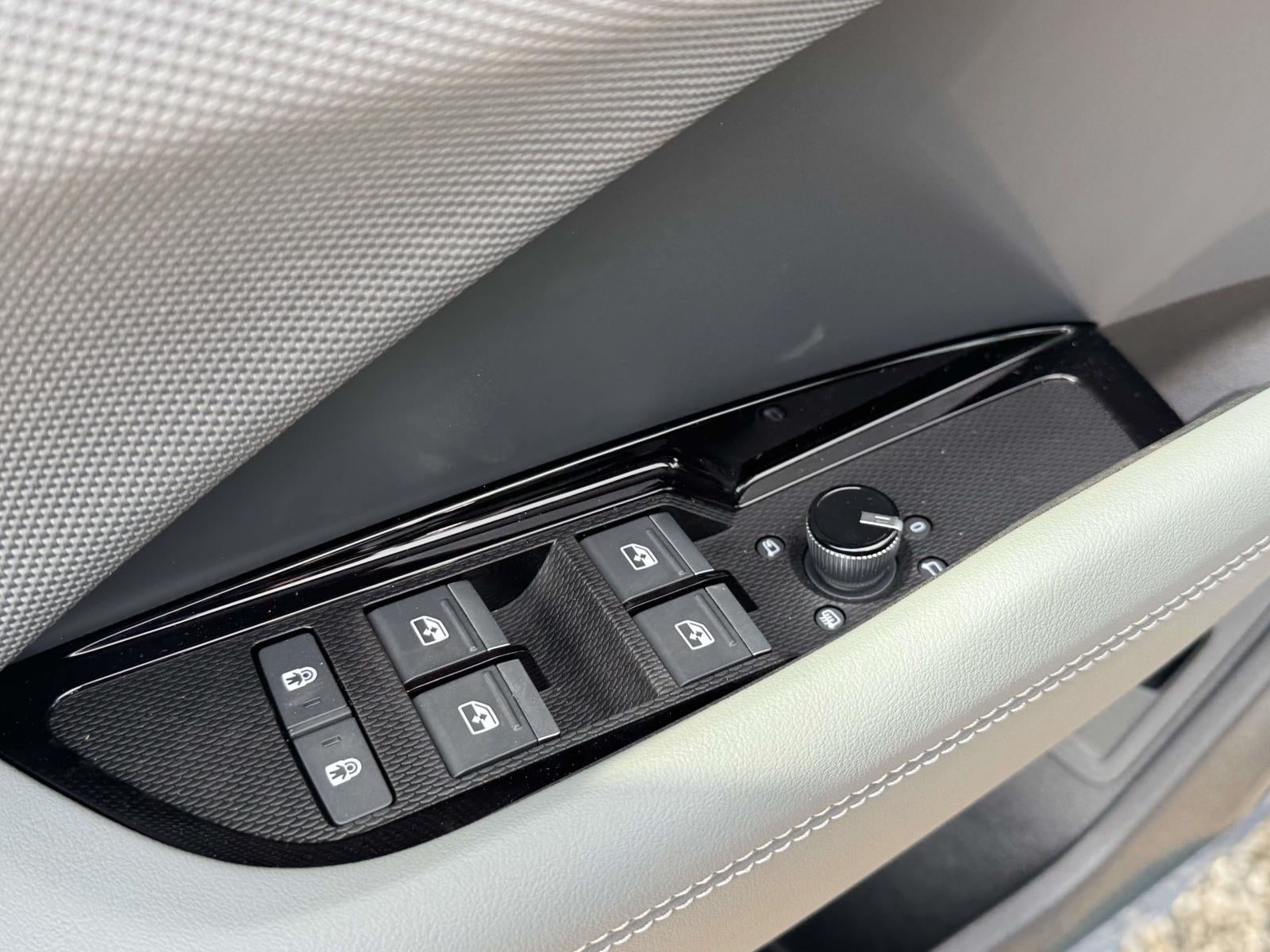 2026 Audi Q3 S line