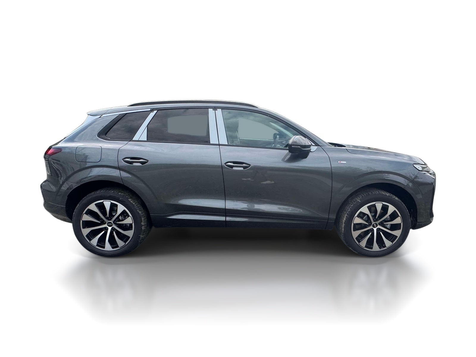 2026 Audi Q3 S line