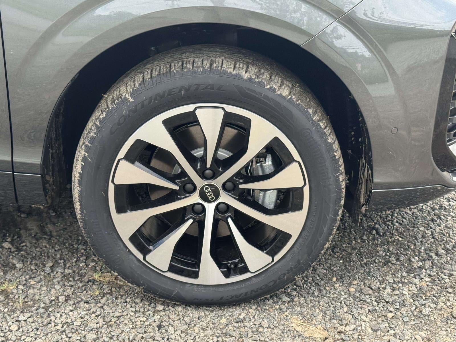 2026 Audi Q3 S line