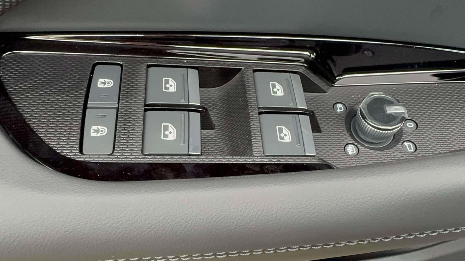 2026 Audi Q3 S line