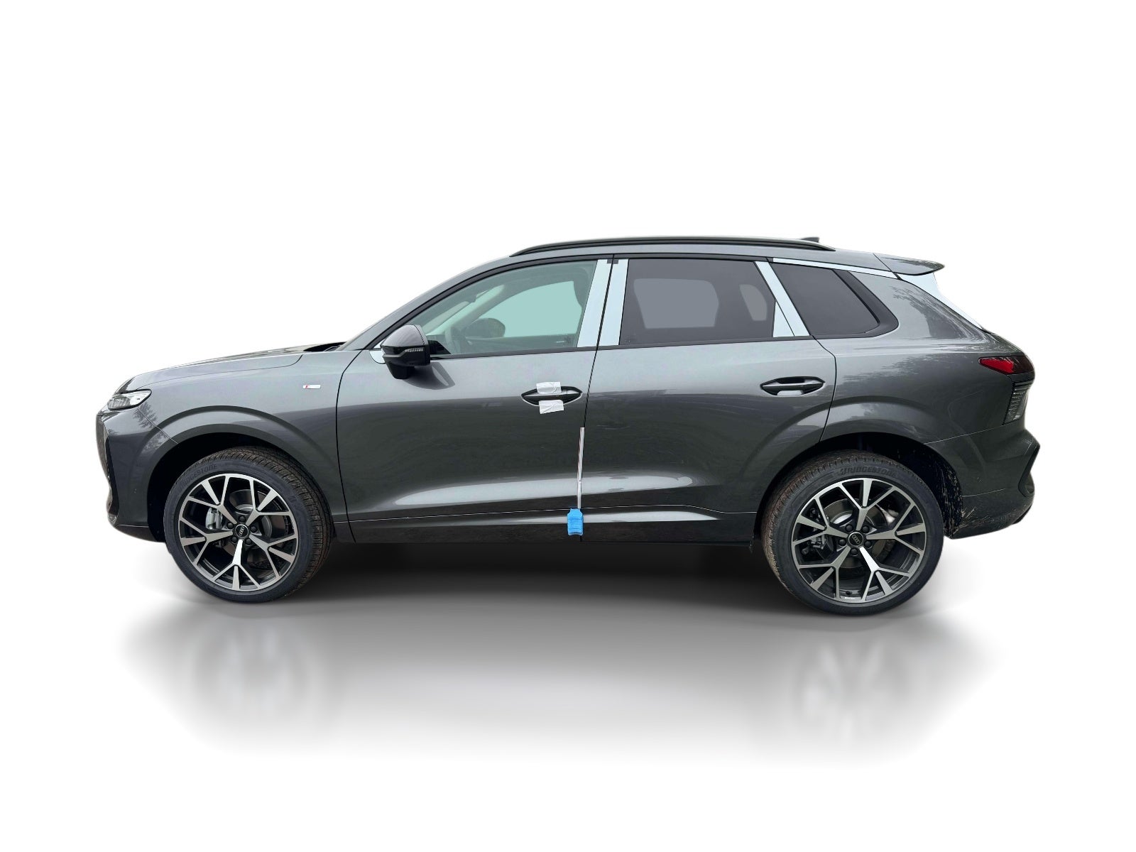 2026 Audi Q3 S line