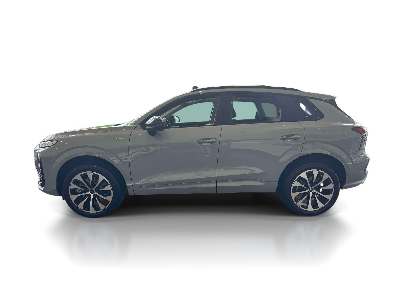 2026 Audi Q3 S line