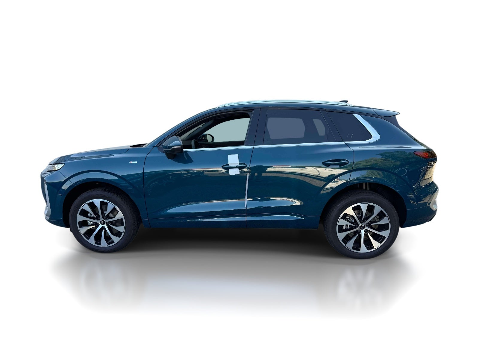 2026 Audi Q3 S line