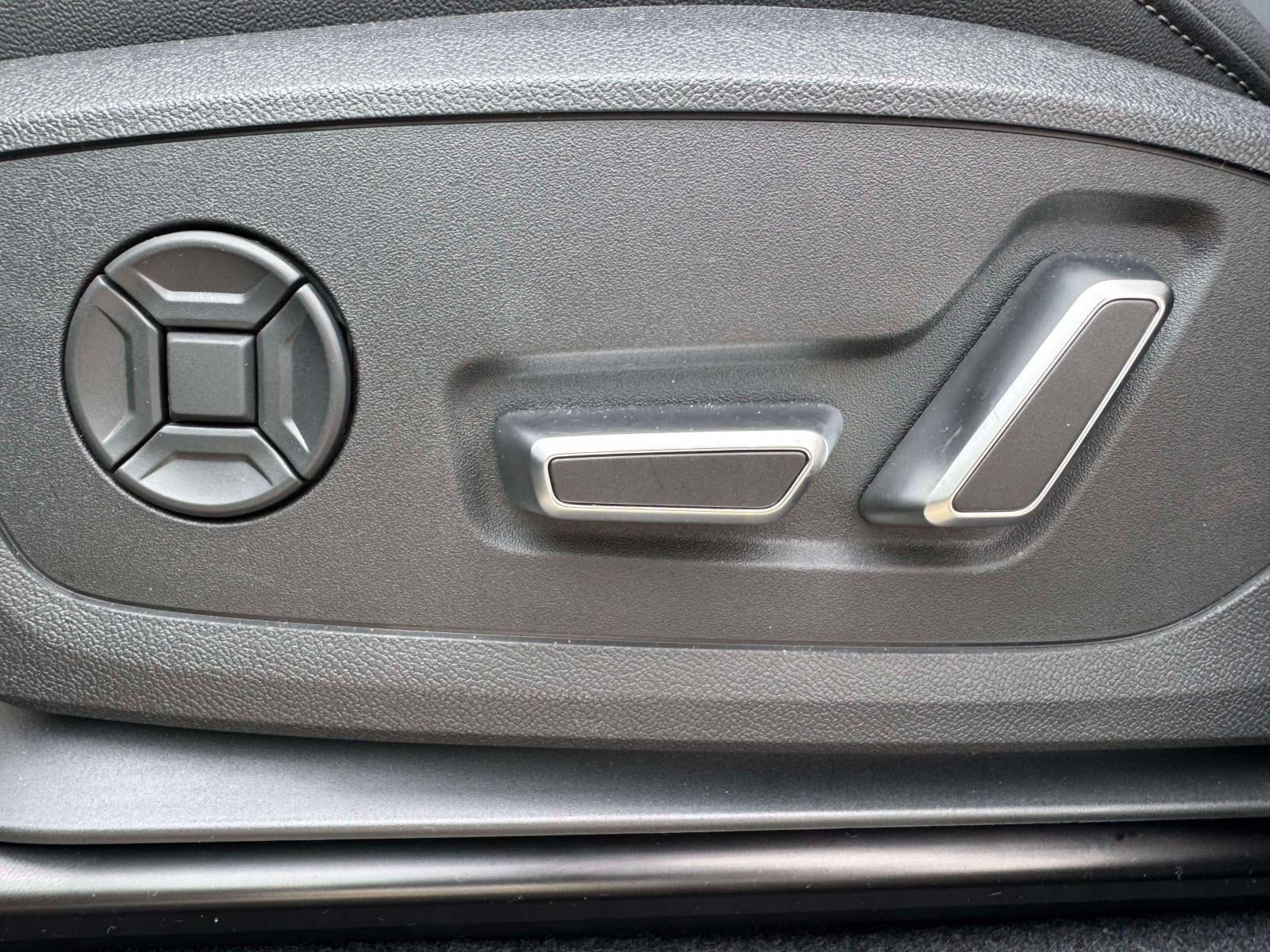 2026 Audi Q3 S line