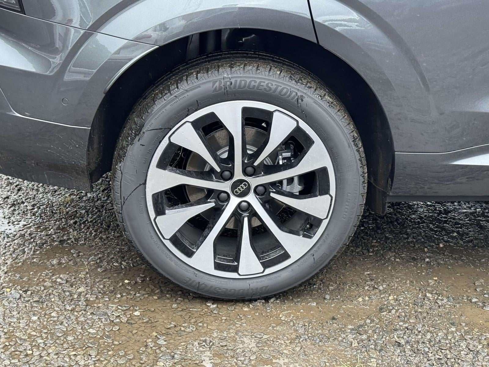 2026 Audi Q3 S line