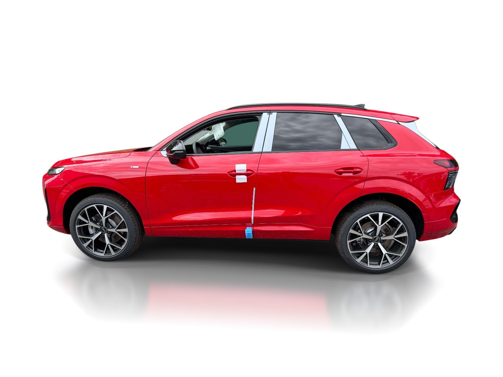 2026 Audi Q3 S line