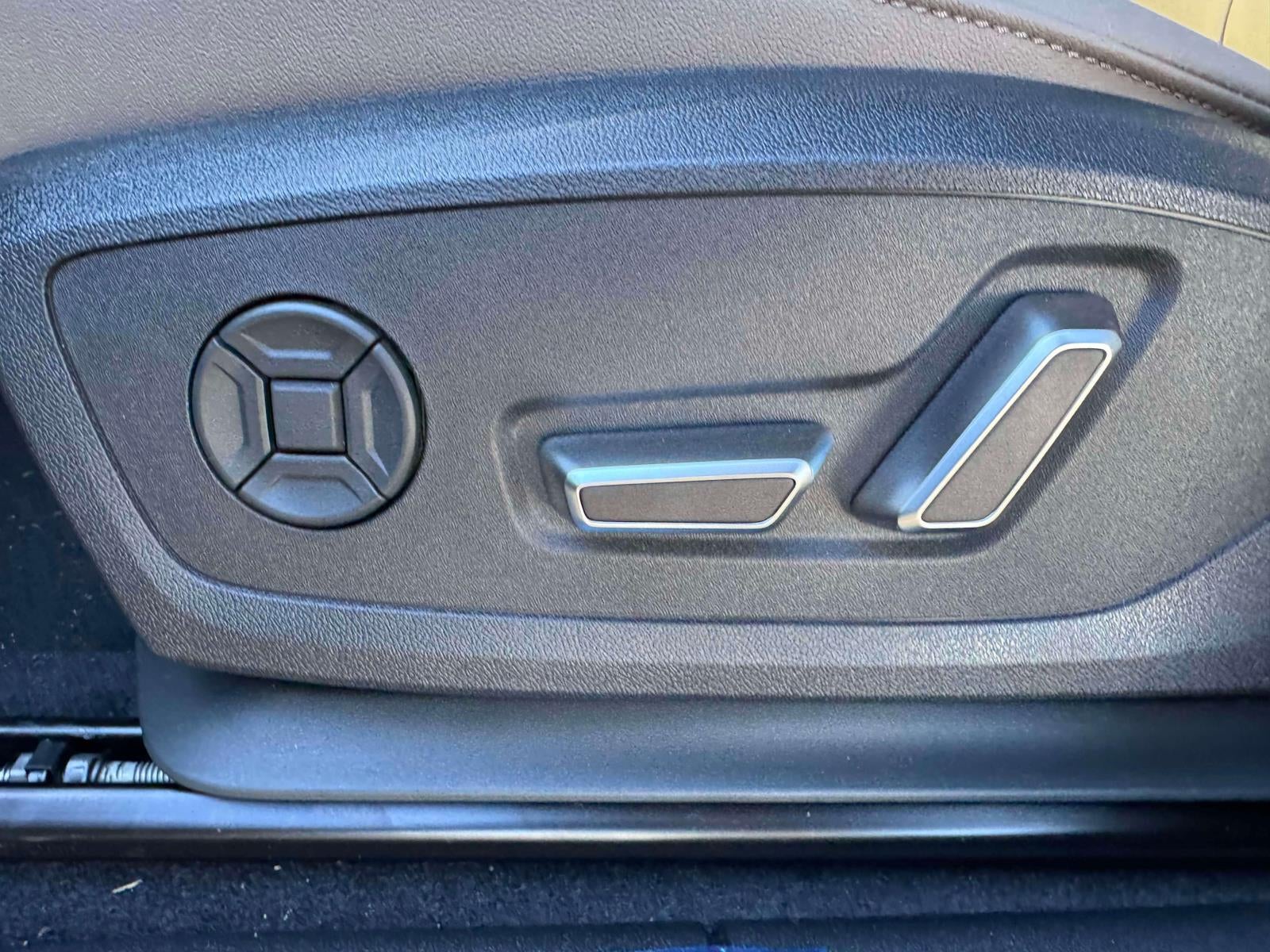 2026 Audi Q3 S line