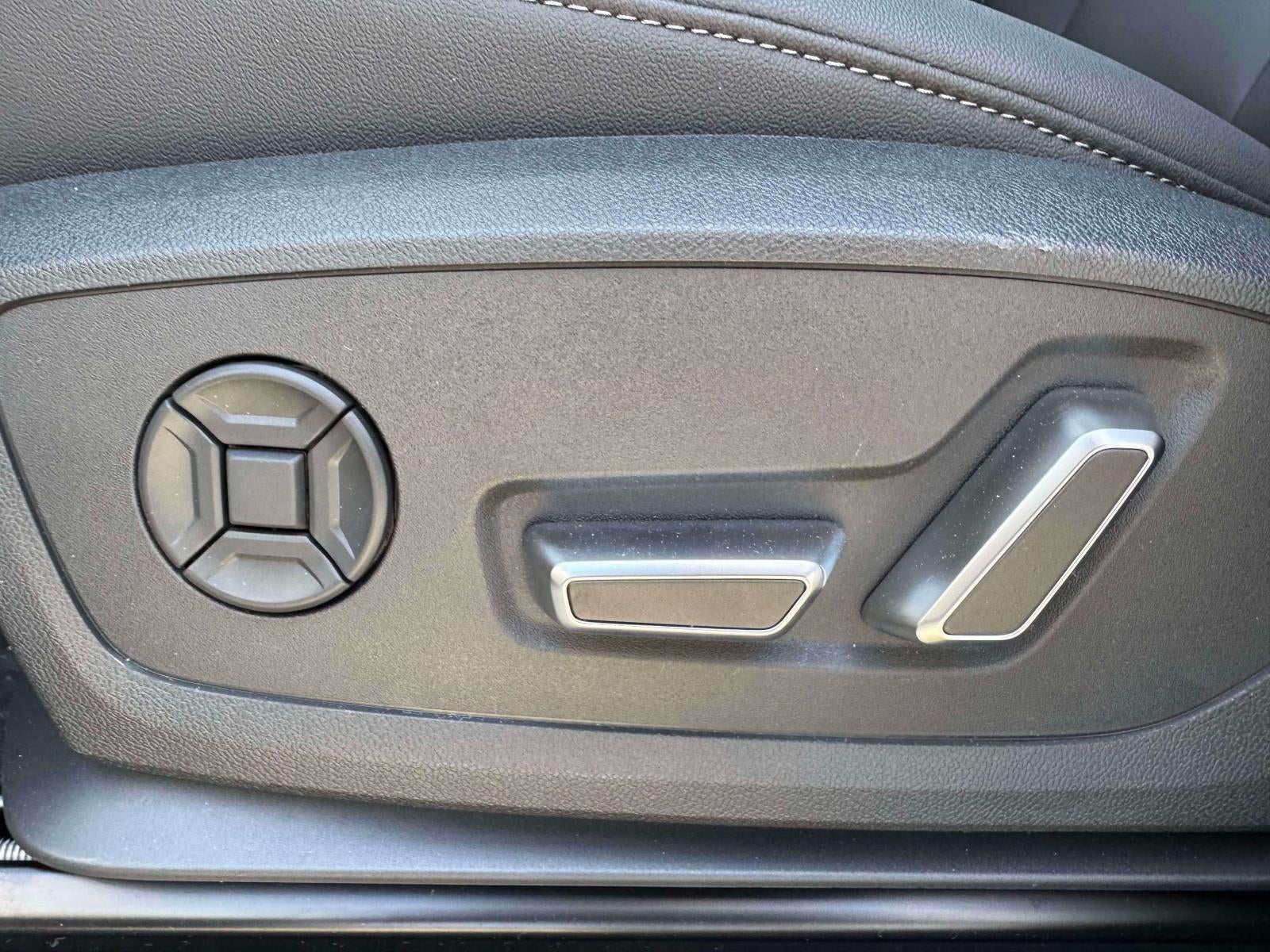 2026 Audi Q3 S line