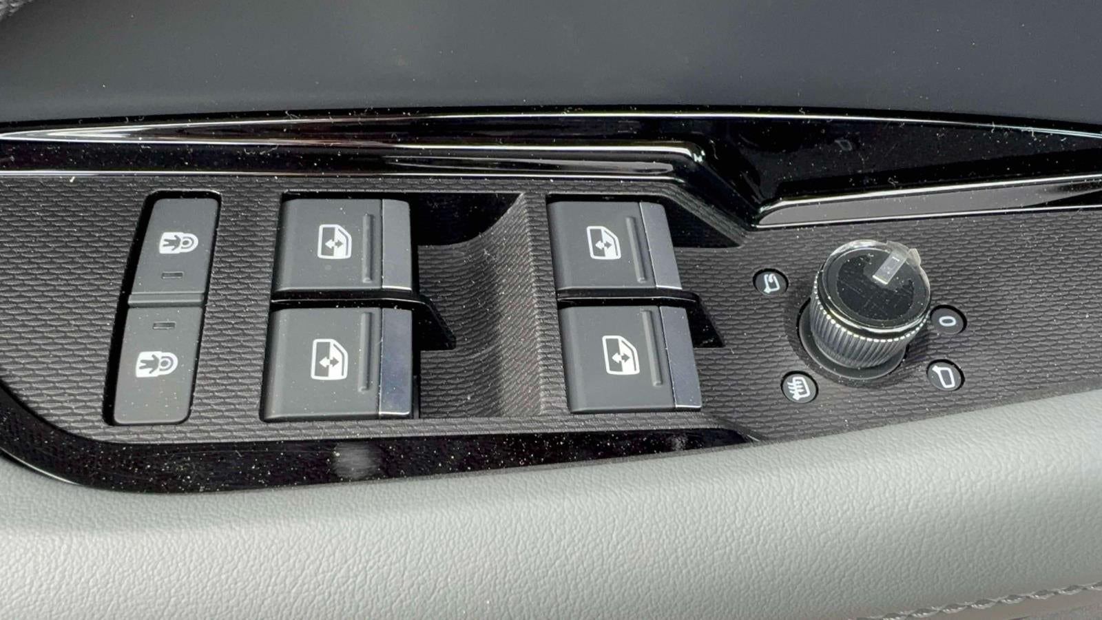 2026 Audi Q3 S line