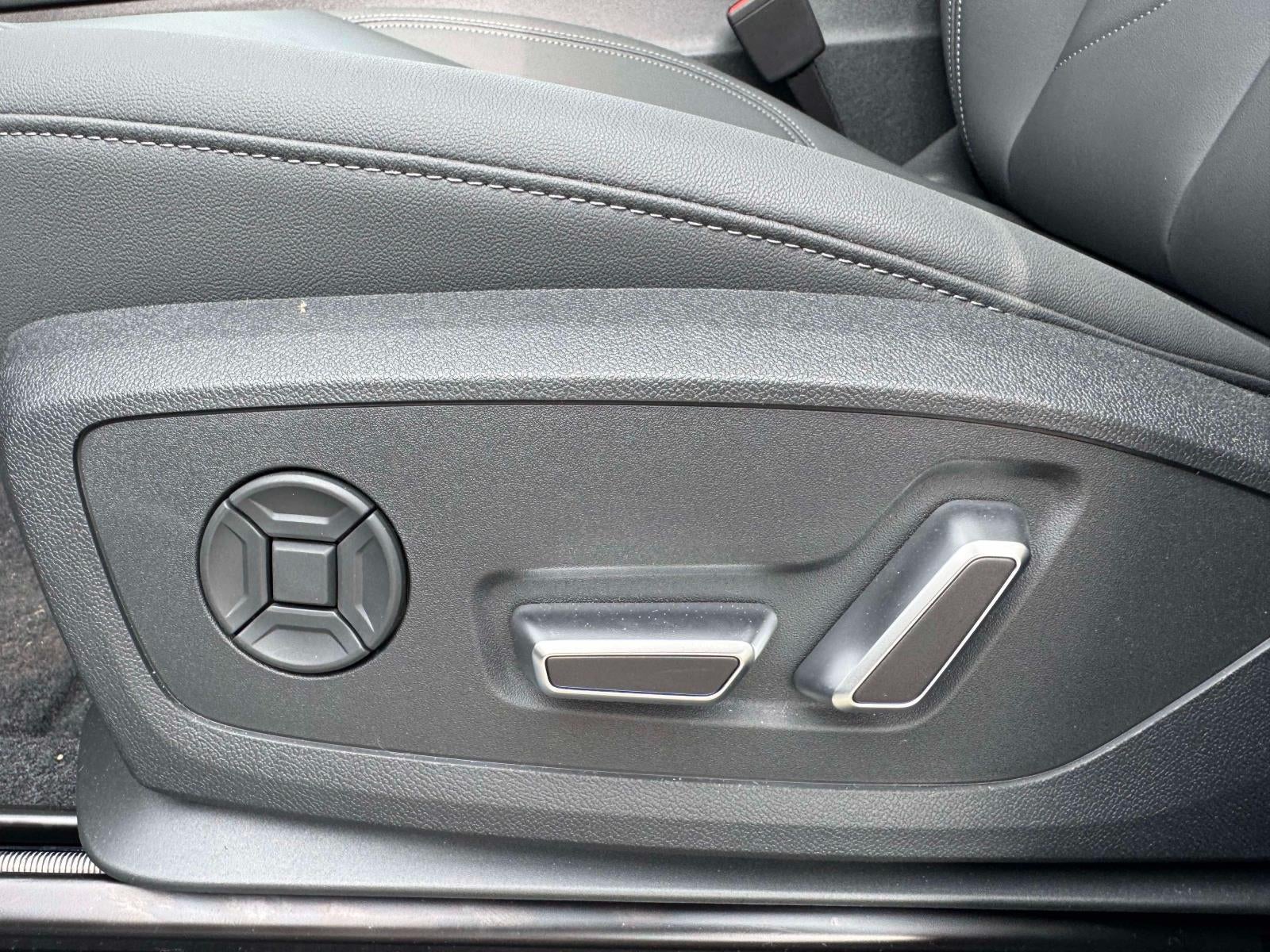 2026 Audi Q3 S line