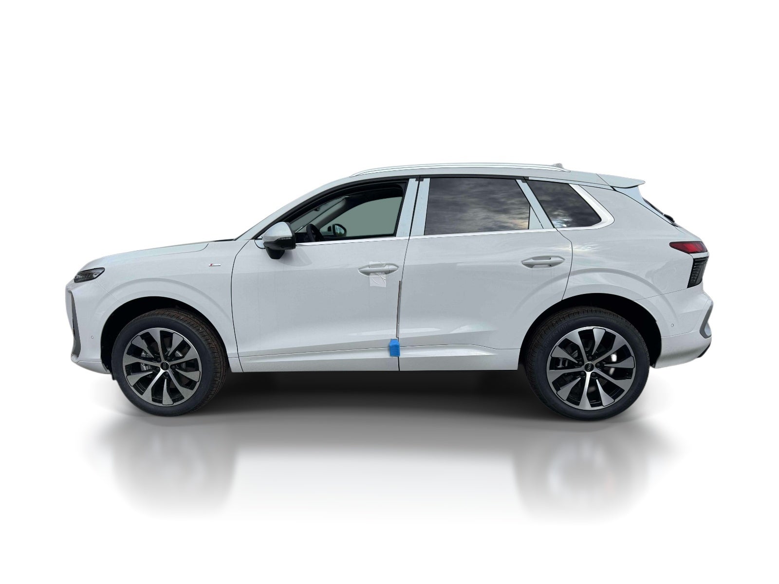 2026 Audi Q3 S line