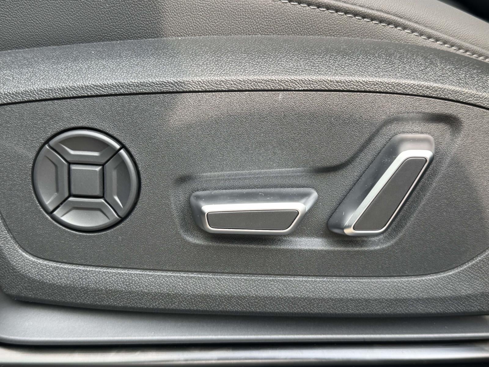 2026 Audi Q3 S line