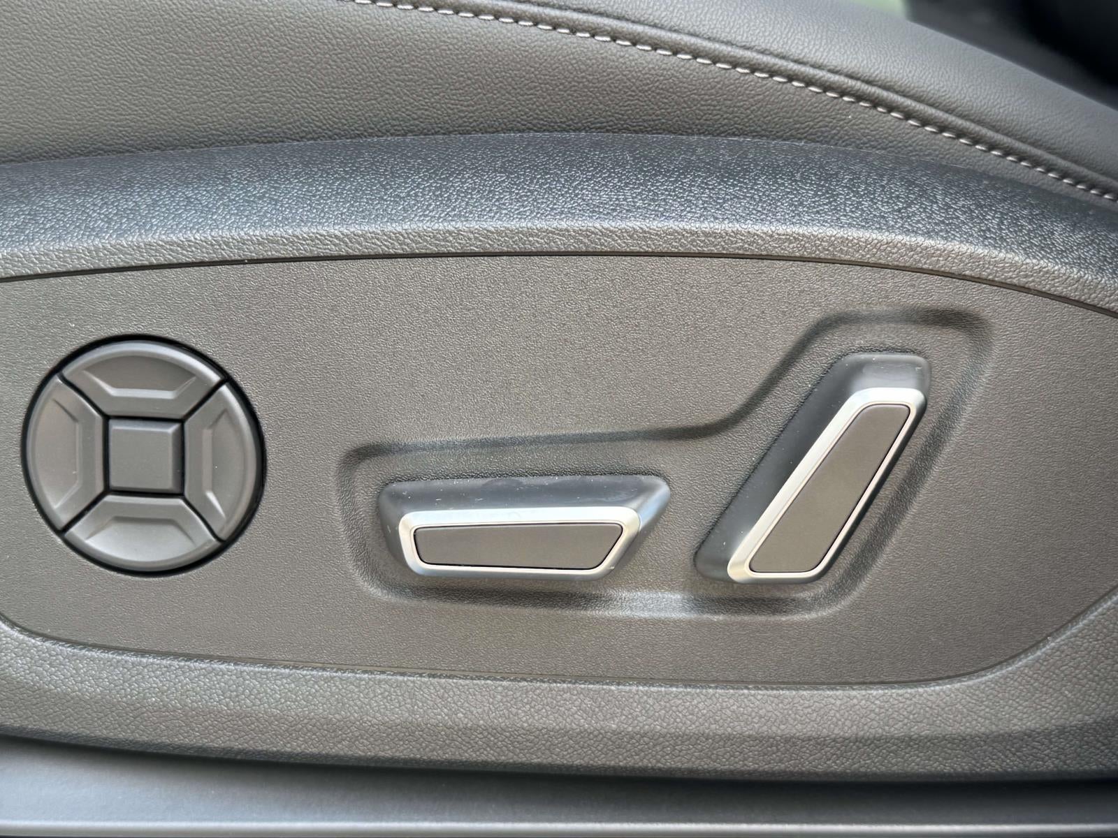 2026 Audi Q3 S line