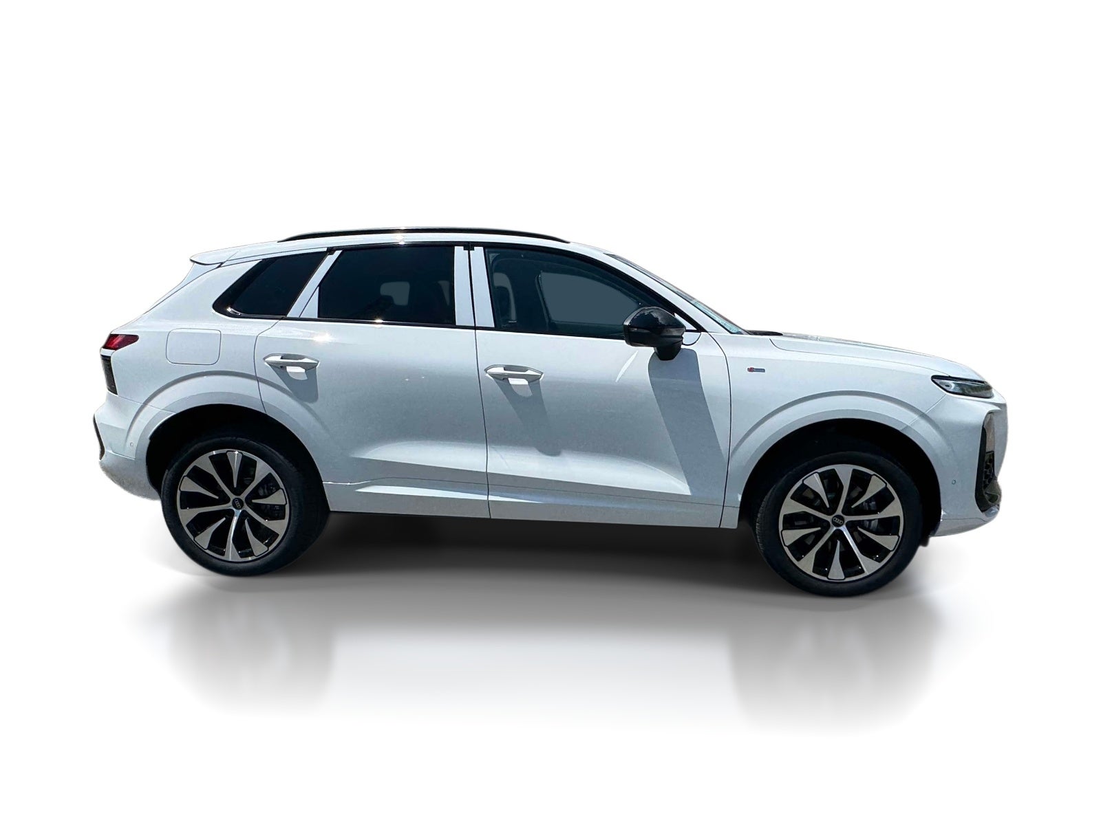 2026 Audi Q3 S line