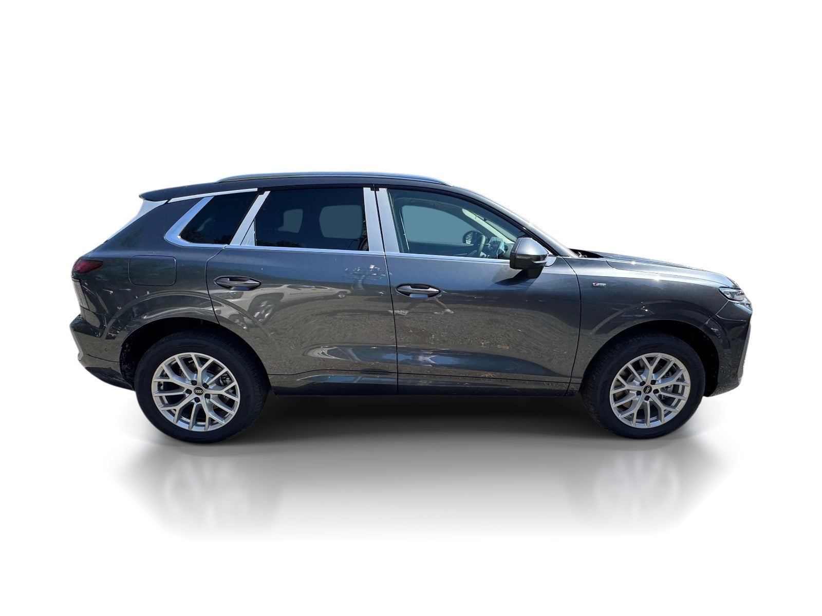 2026 Audi Q3 S line