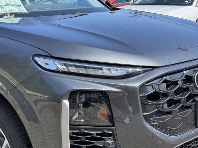 2026 Audi Q3 S line