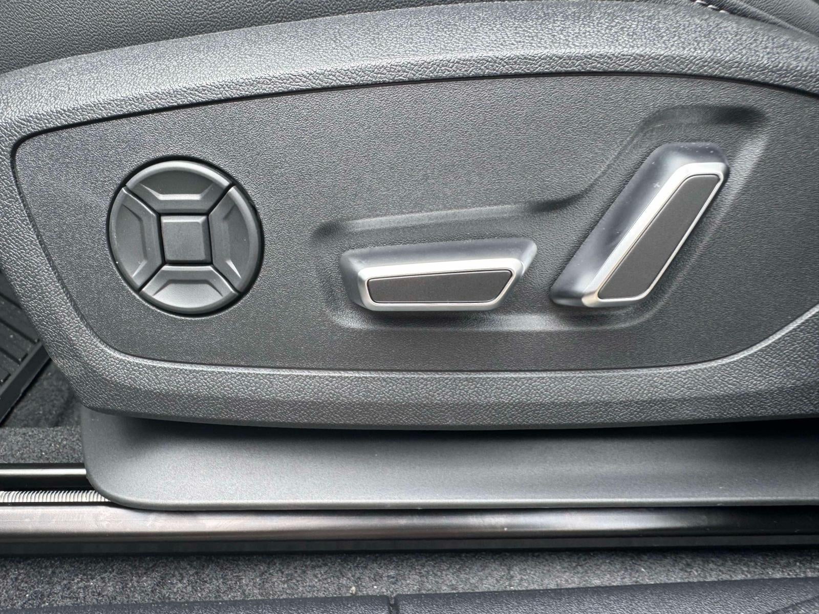 2026 Audi Q3 S line