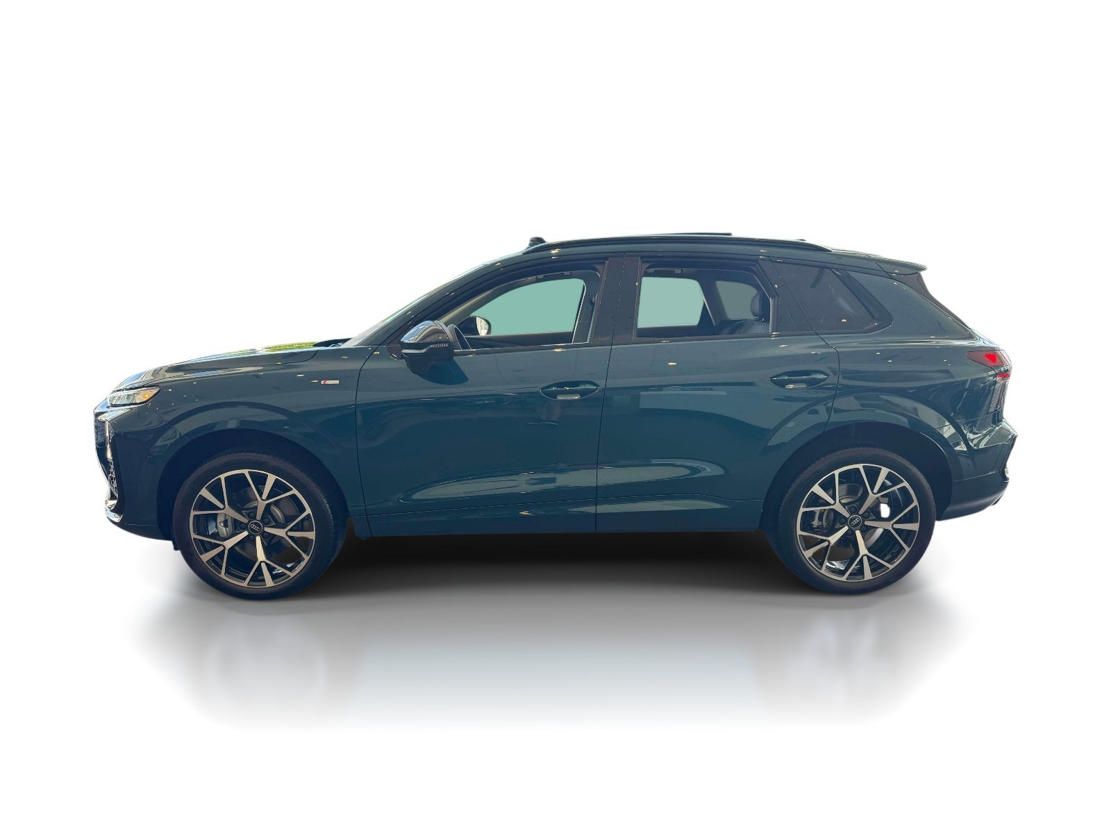 2026 Audi Q3 S line