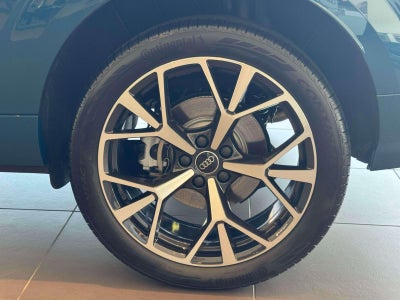 2026 Audi Q3 S line