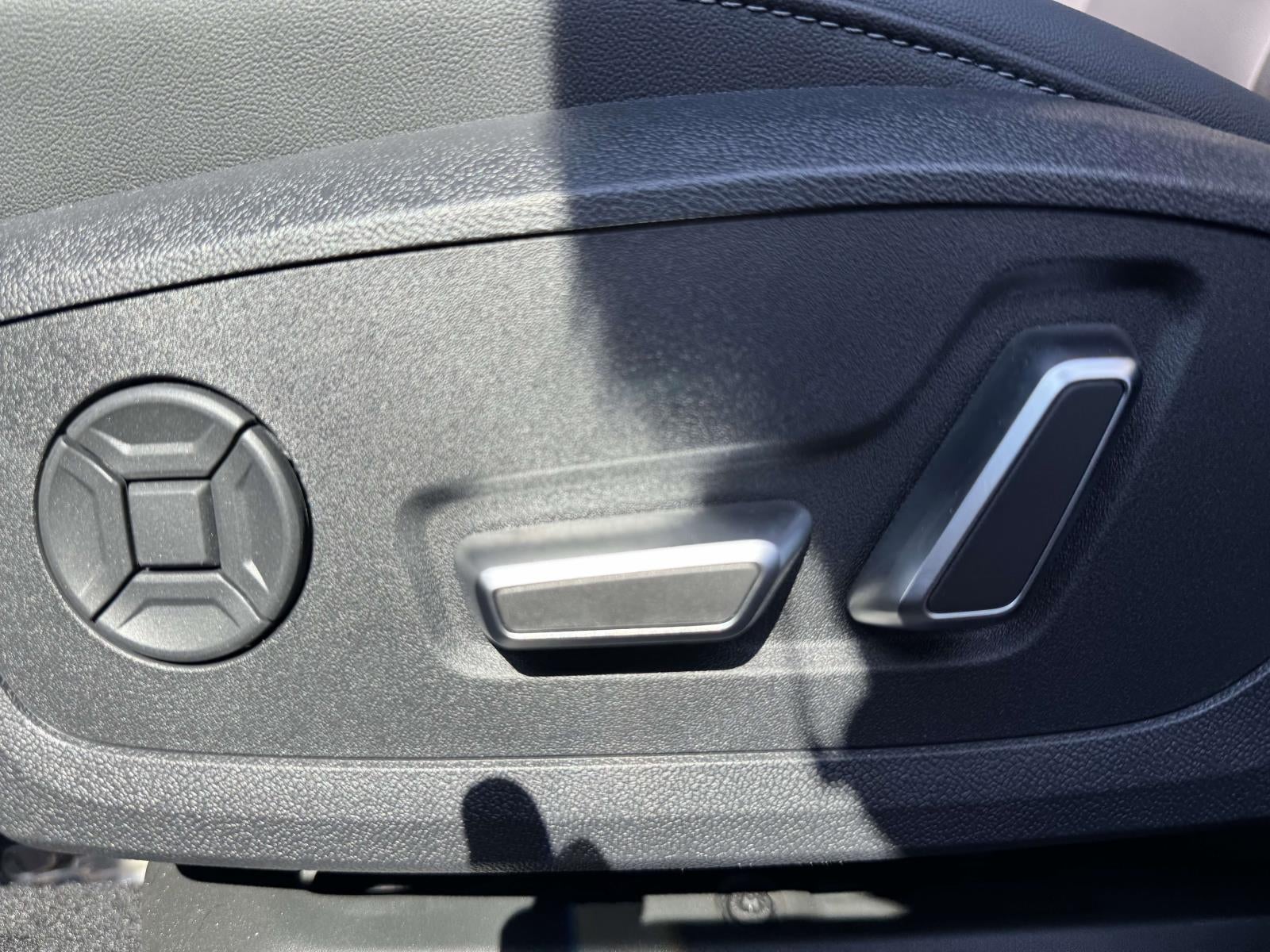 2026 Audi Q3 S line