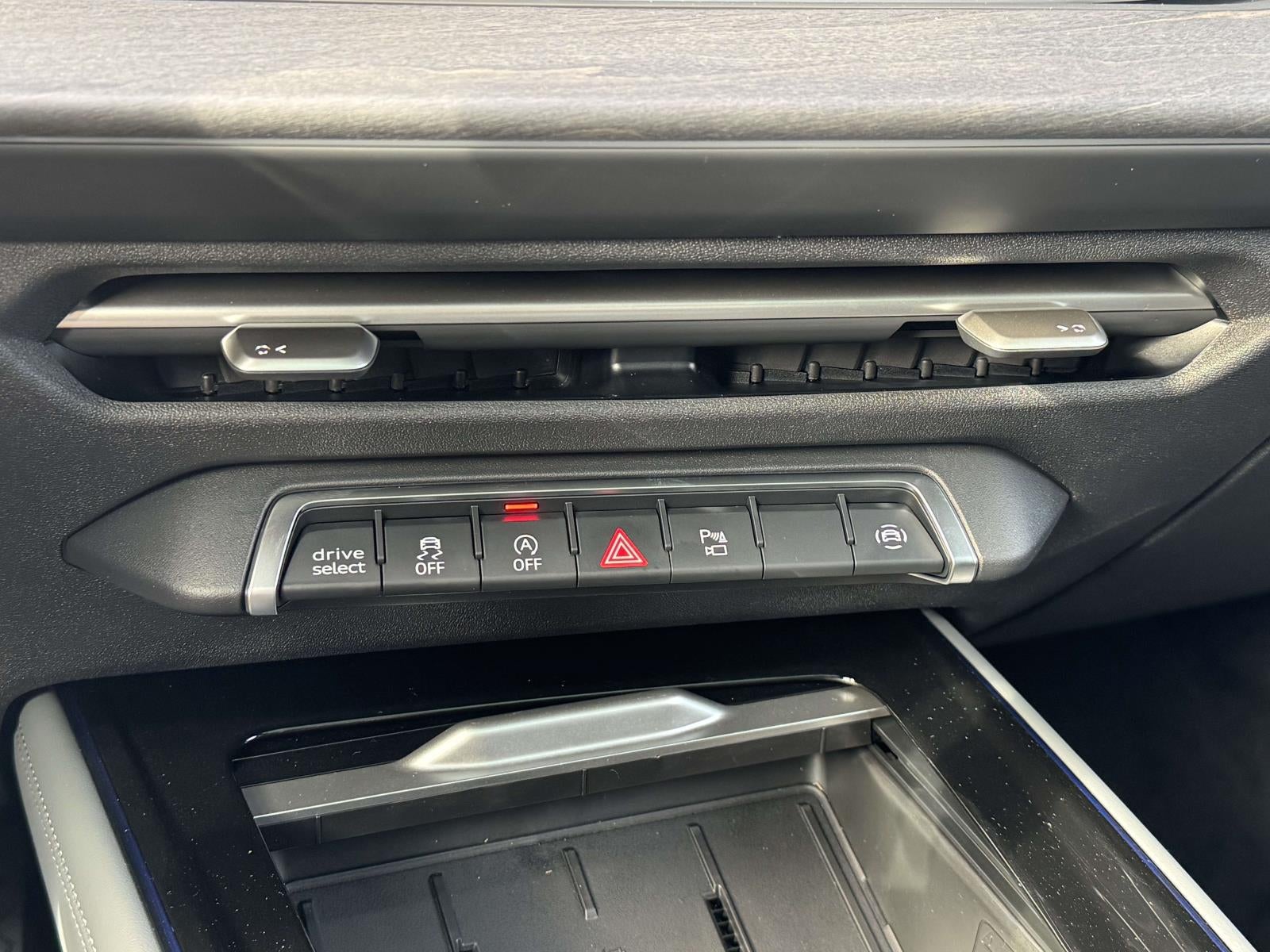 2026 Audi Q3 S line