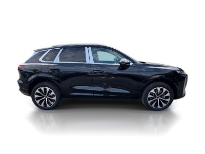 2026 Audi Q3 S line