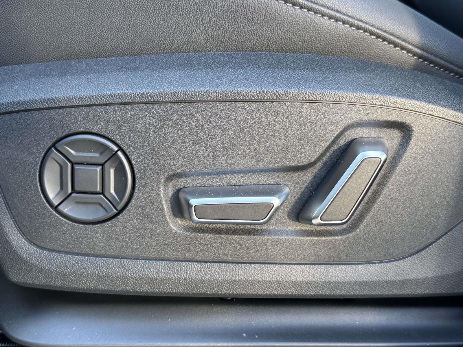 2026 Audi Q3 S line