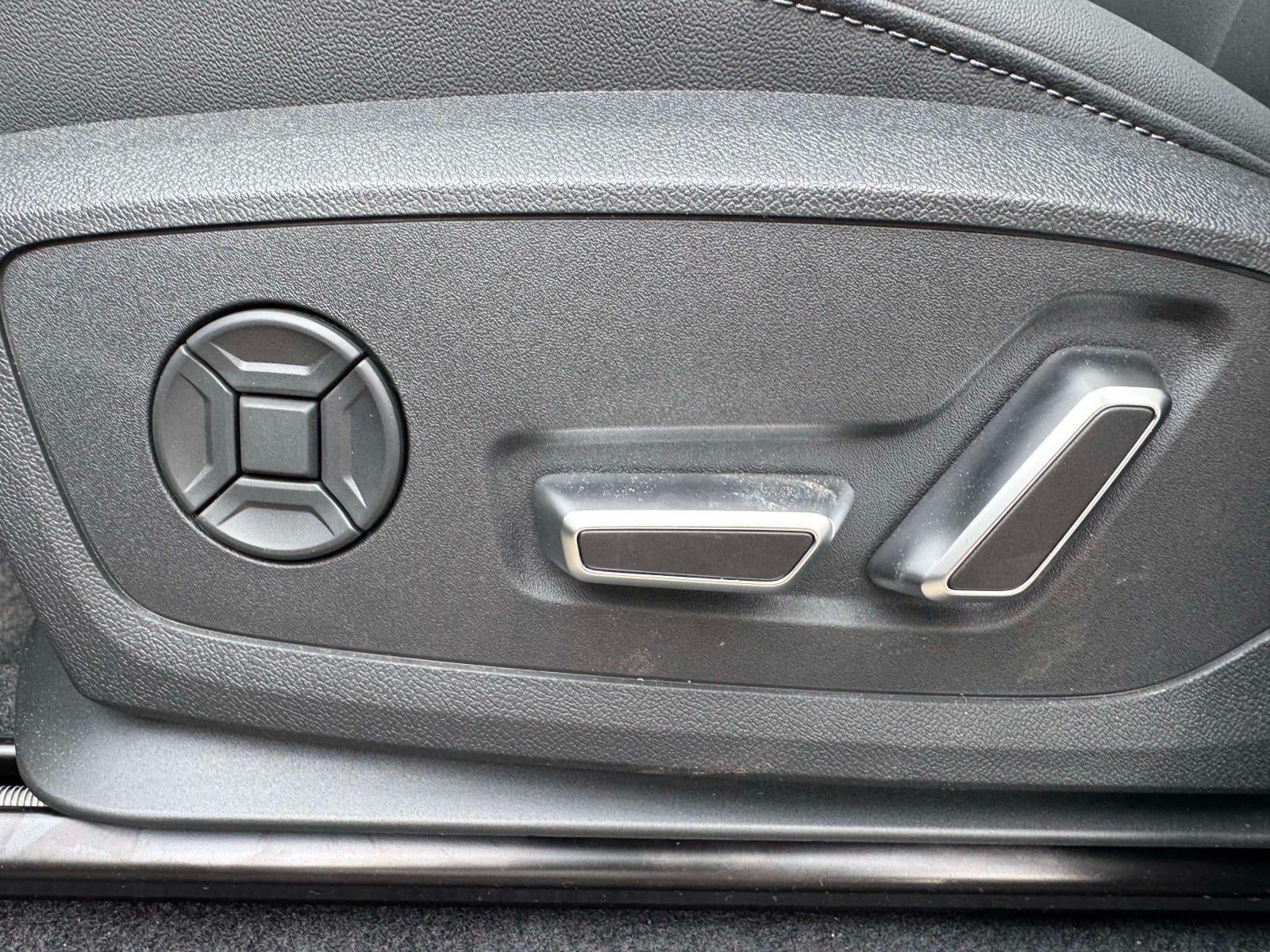 2026 Audi Q3 S line