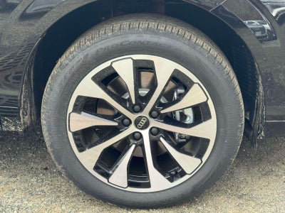2026 Audi Q3 S line