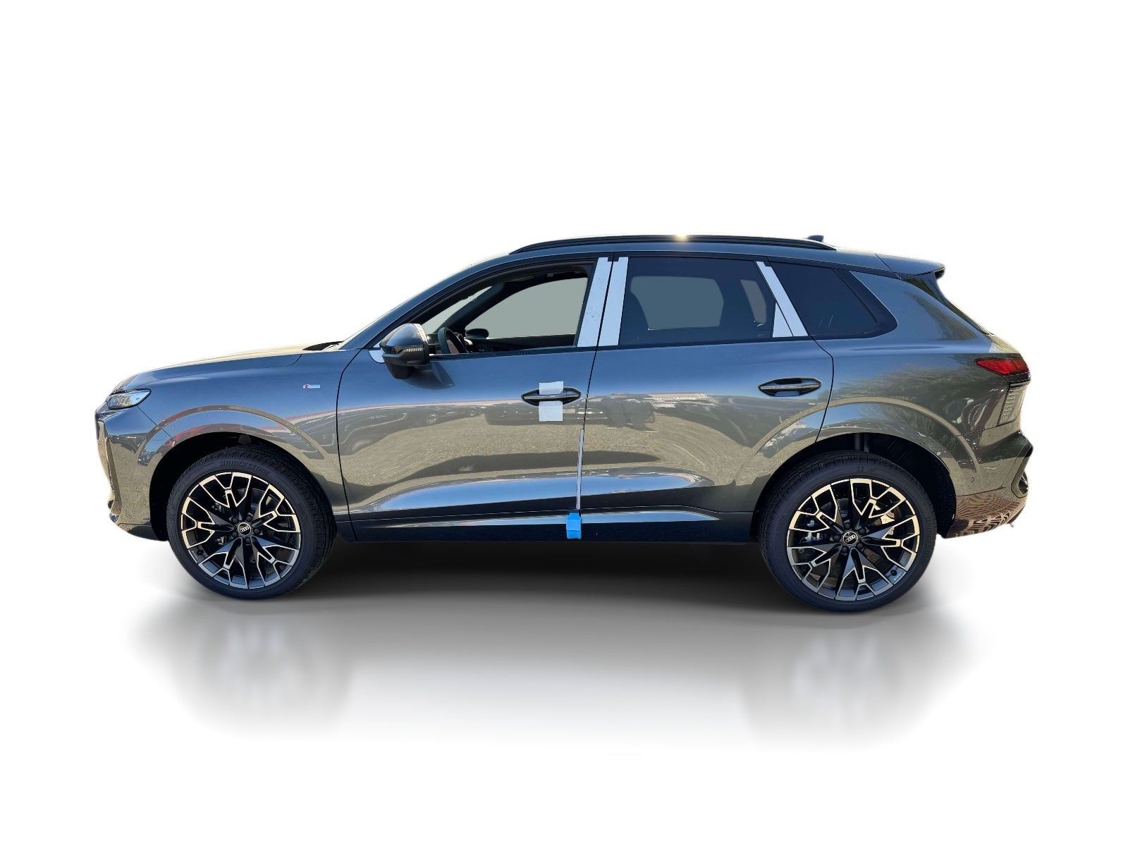 2026 Audi Q3 S line