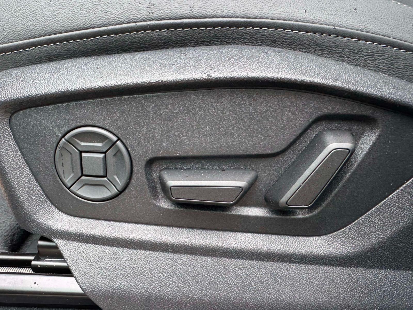 2026 Audi Q7 45 Premium