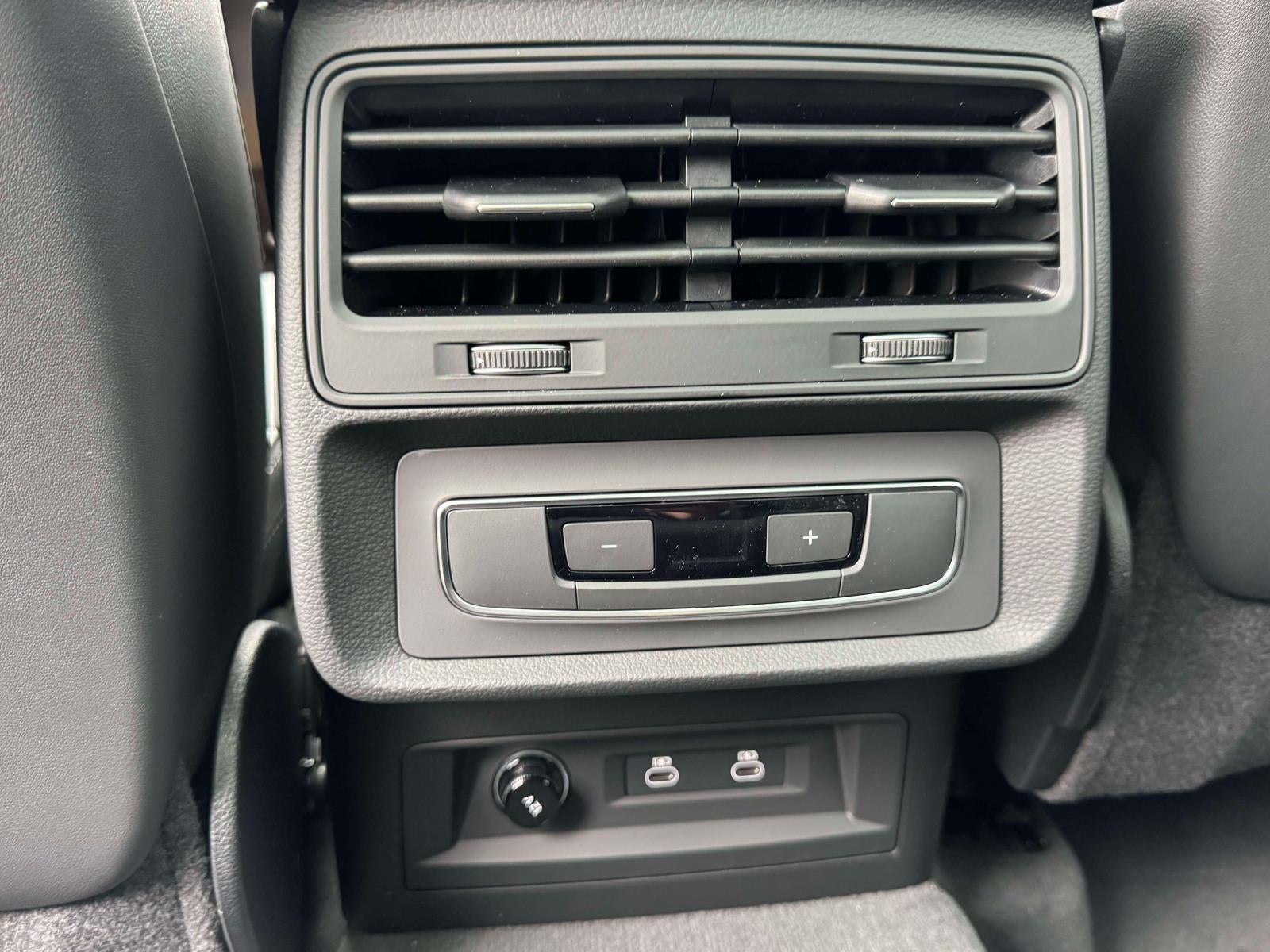 2026 Audi Q7 45 Premium